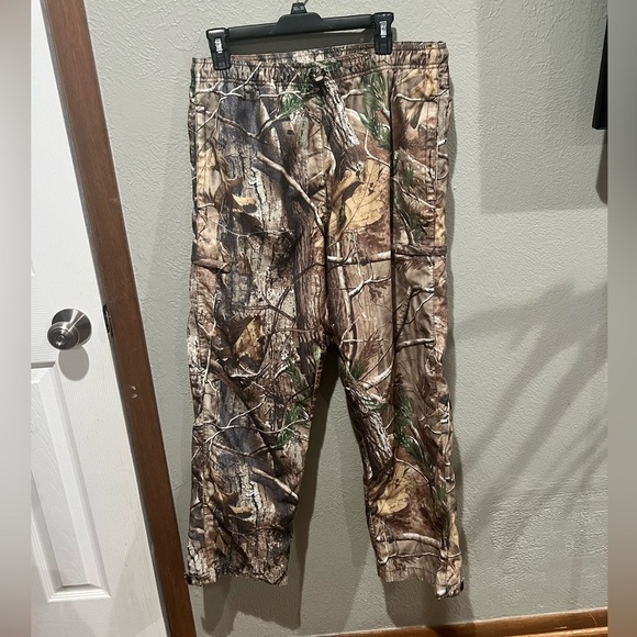 Realtree Other - Realtree Men’s Size L Camouflage Pants Like New! EUC Adjustable Waist